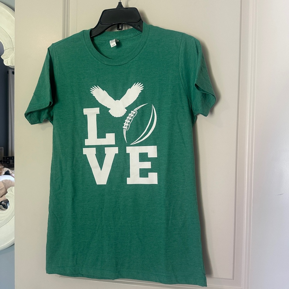 Philadelphia Eagles ‘LOVE’ T-Shirt